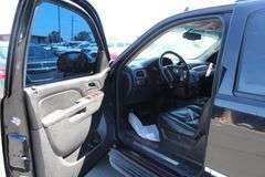 2011  CHEVROLET  Suburban  1GNSCKE06BR242172  Mileage:   293274