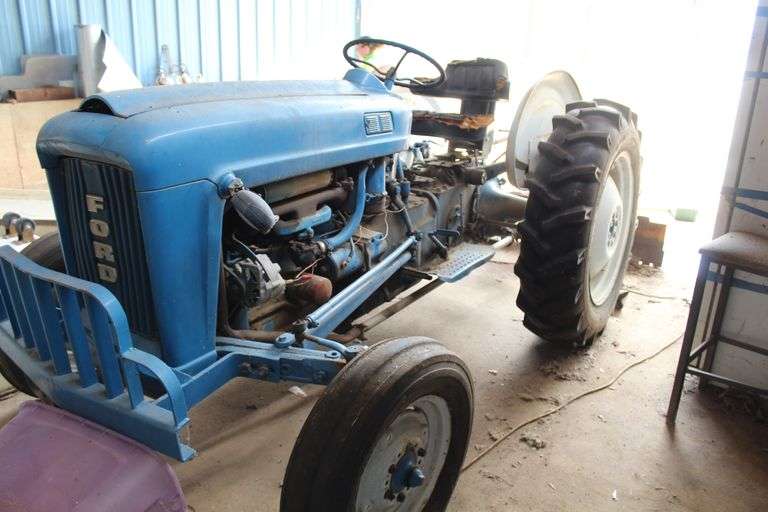 1962-1964 FORD TRACTOR / MODEL CONN 6015G