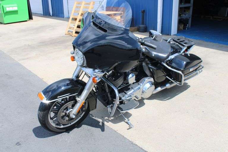 2015  HARLEY-DAVIDSON  Electra Glide Standard  1HD1FMM19FB608933  Mileage:   37262