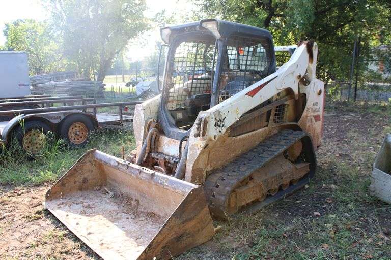 2018 Bobcat Stick Steer T-590