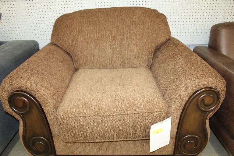 EMIKO CHAIR (BROWN)