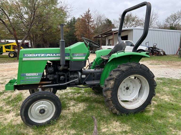 Duitz 5220 Tractor UN Mexia,TX