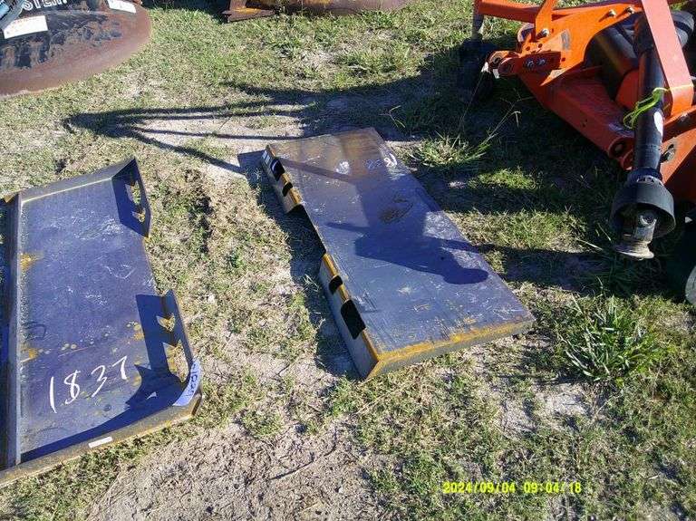 Weld on quick attach for skid steer Hearne TX