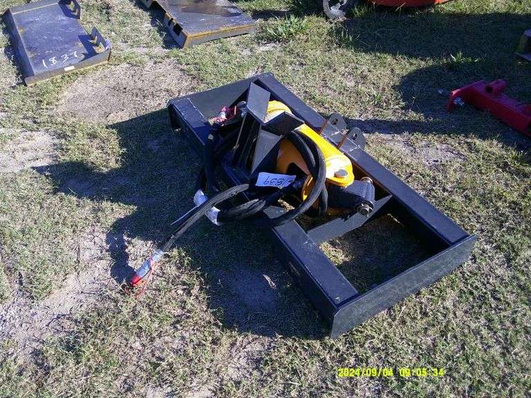Skid steer auger and 2 bits Hearne TX