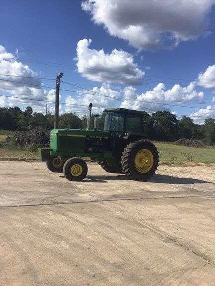 John Deere 4555 Tractor Caldwell, Tx