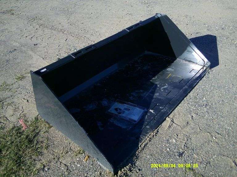 Front bucket for skid steer 68" Hearne TX