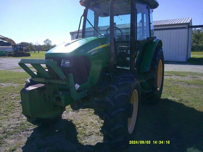John Deere  5093E  Tractor  1V5093E260212  Hearne, Tx