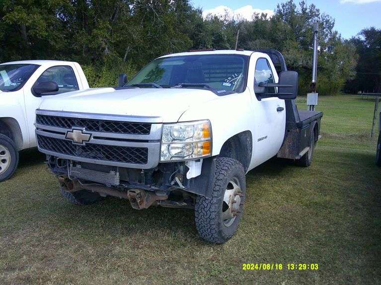 2011 Chevrolet PU Sil  1ton Runs Approx 132,650 mi