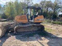Case  2011  650L  Dozer  .  College Station, TX