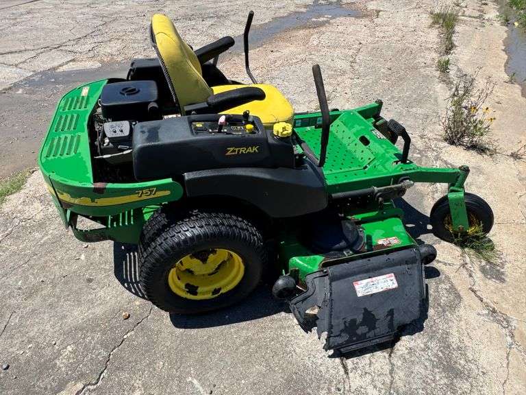 John Deere  757  ZTR Mower  .  .