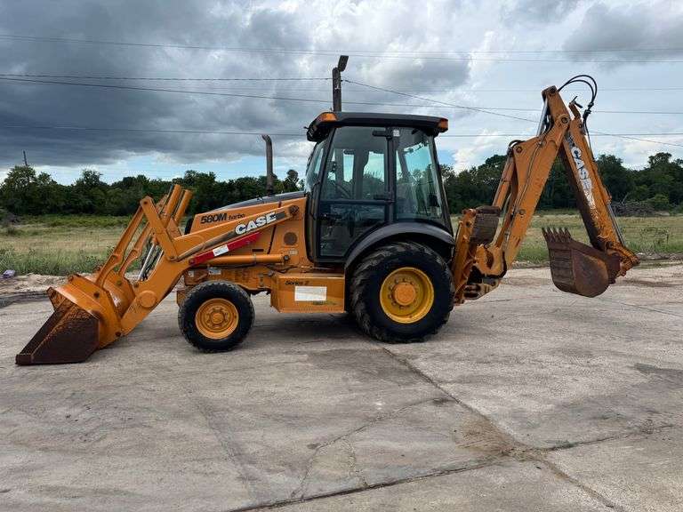 Case  580M  Backhoe  .  Caldwell TX