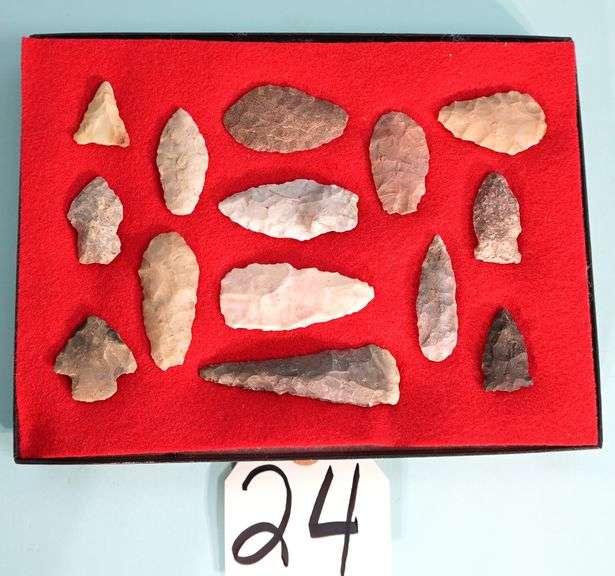 New Display Case of 14 Authentic Paleo Period Artifacts Arrowheads