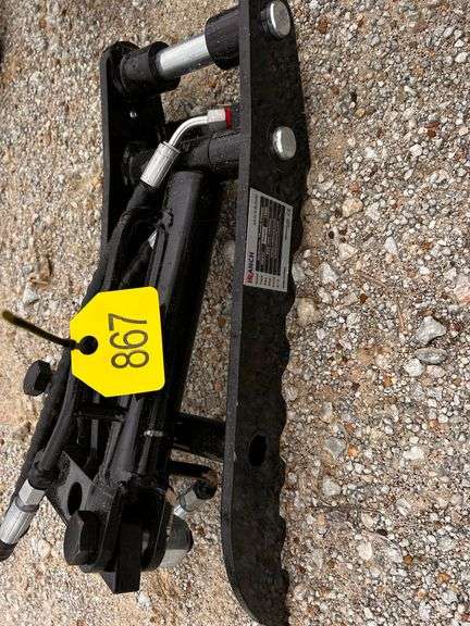 SDLanch  2025  Hydraulic Thumb Clamp  Franklin, Tx