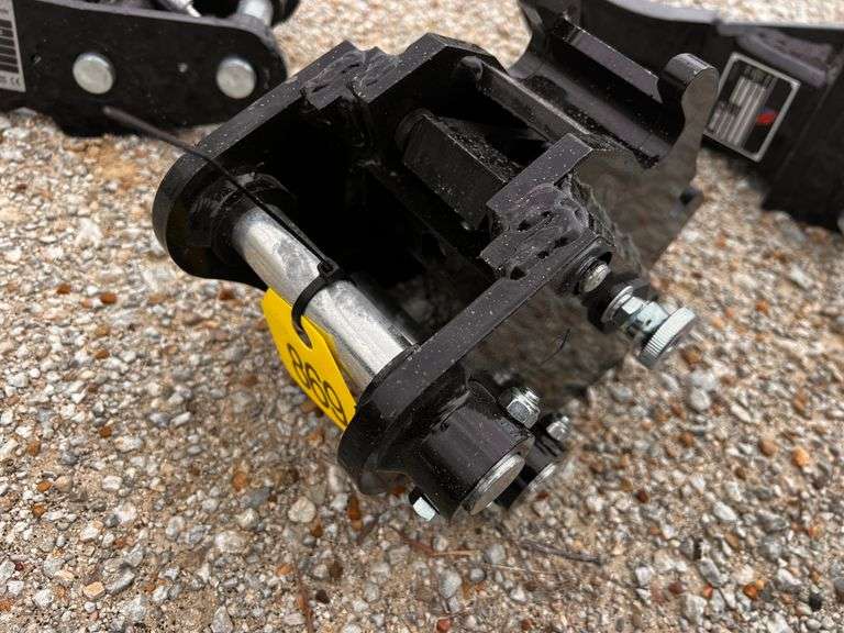 SDLanch  2025  Quick Attach Coupler  Franklin, Tx