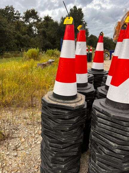 25ct. Traffic Cone Franklin, TX
