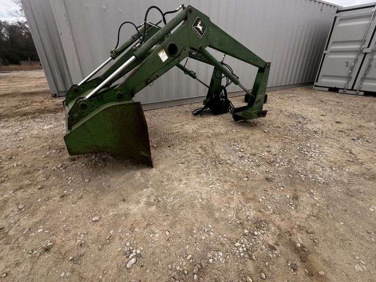 John Deere 620 Loader with brackets John Deere  620  Tractor  Franklin TX