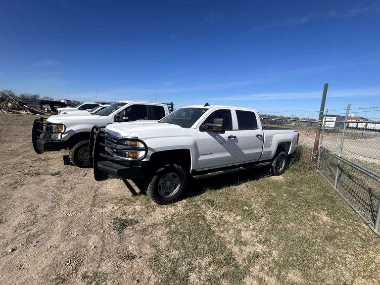 2015 Chevrolet Gas 4WD 2500HD 4WD Truck 1GC1KUEG4FF646689 280824 San Antonio TX