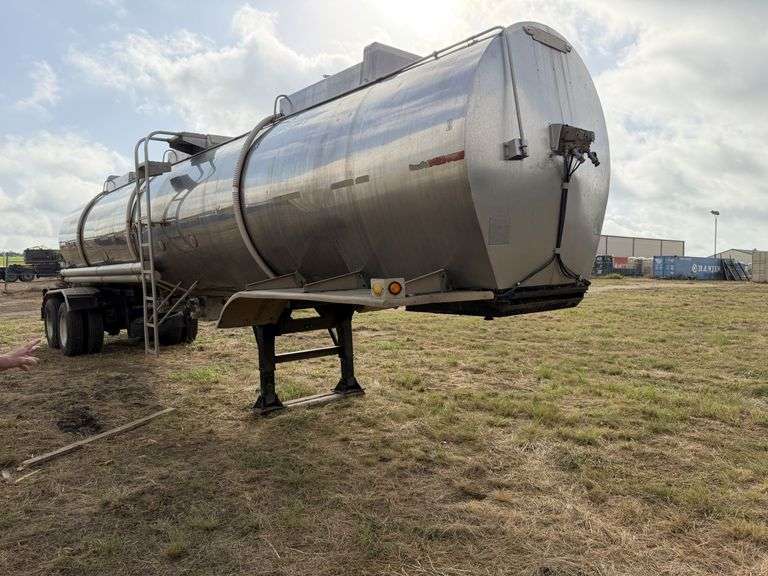 Trailmobile  72  G61K6CAF  Tanker Trailer  H40992  Caldwell, TX