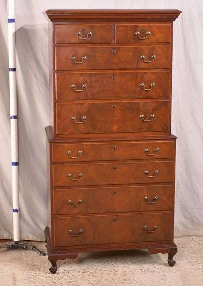 Narrow mahogany Queen Anne style chest on chest; 68-1707