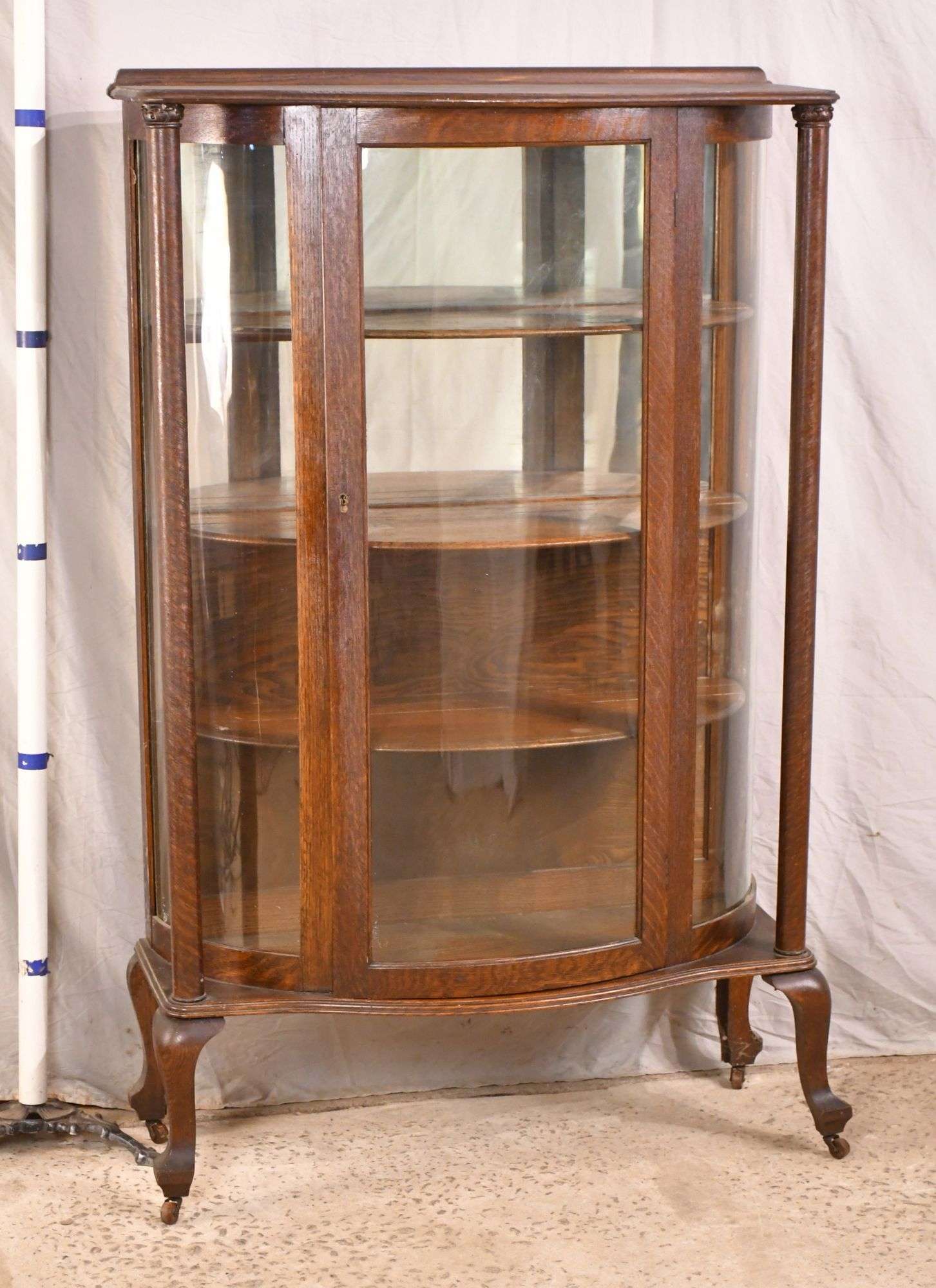 Oak china cabinet with curved glass door and sides; 37-1733 - R.H.