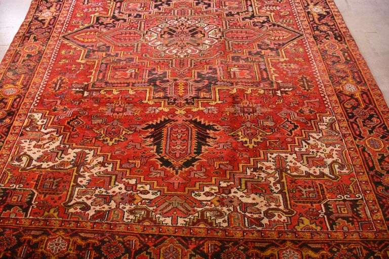 8.6.'x11.1' hand knotted vintage Persian Heriz rug; 40-156550
