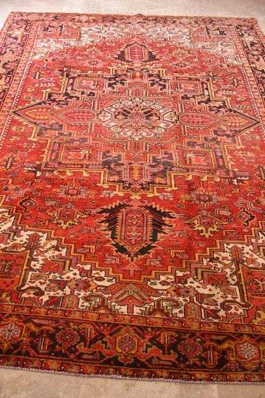 8.6.'x11.1' hand knotted vintage Persian Heriz rug; 40-156550