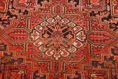 8.6.'x11.1' hand knotted vintage Persian Heriz rug; 40-156550