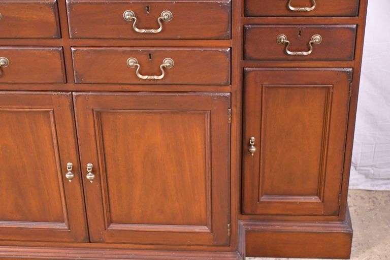 Drexel Heritage mahogany 2 part breakfront; 15961-225