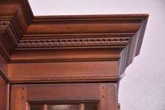 Drexel Heritage mahogany 2 part breakfront; 15961-225