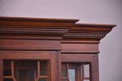 Drexel Heritage mahogany 2 part breakfront; 15961-225
