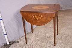 Baker inlaid mahogany single drawer drop-leaf side table; 68-5197