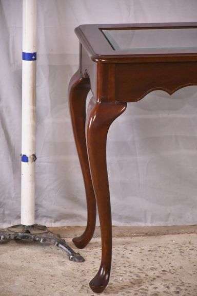 Cherry Queen Anne style console table with beveled glass top; 68-5290A