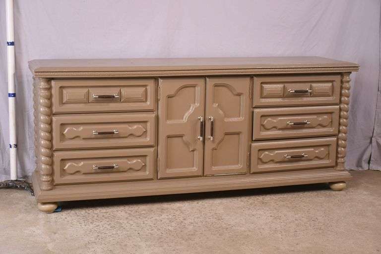 Painted triple dresser with fitted interior; 495-321