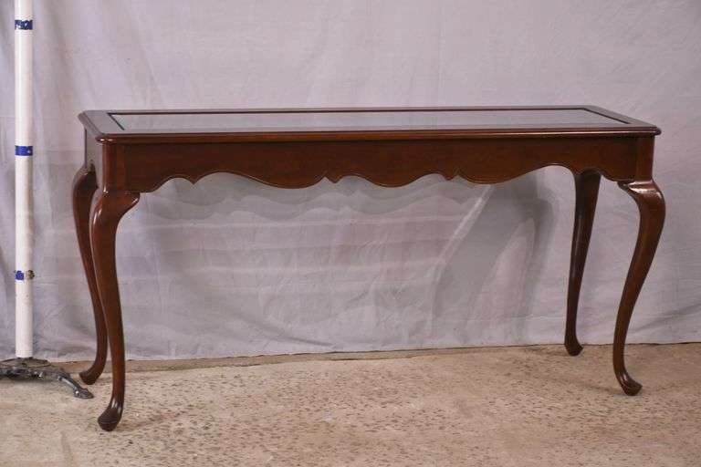 Cherry Queen Anne style console table with beveled glass top; 68-5290A