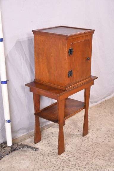Single door 2-tier smoking stand; 13024-841