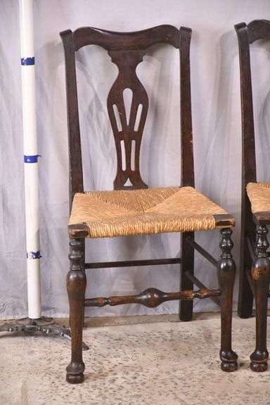 Set of 4 early oak rush seat dining chairs; 8009-004