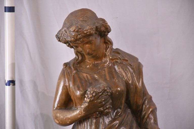 Terracotta statue of a woman; 336-3886