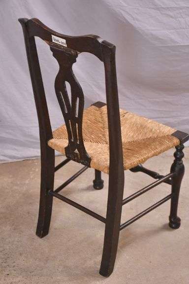 Set of 4 early oak rush seat dining chairs; 8009-004