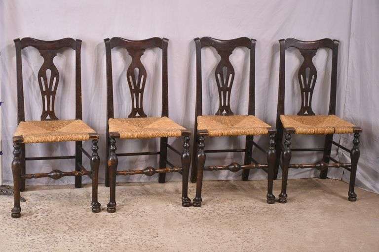Set of 4 early oak rush seat dining chairs; 8009-004