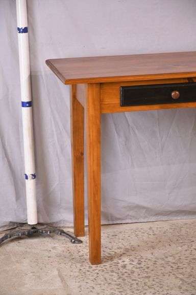 Pine 2 drawer sofa table; 68-5303