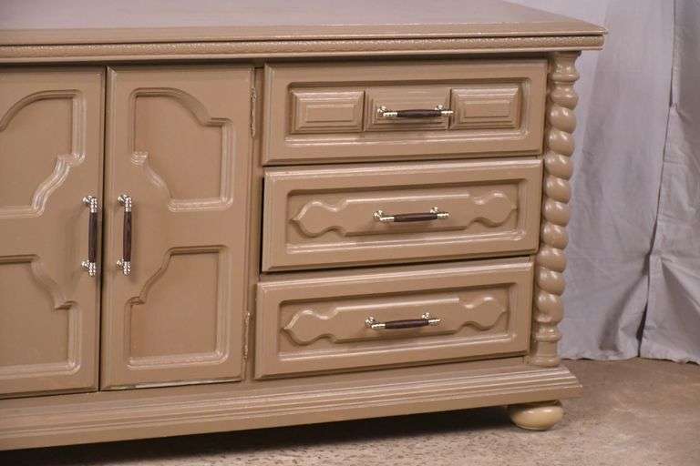 Painted triple dresser with fitted interior; 495-321