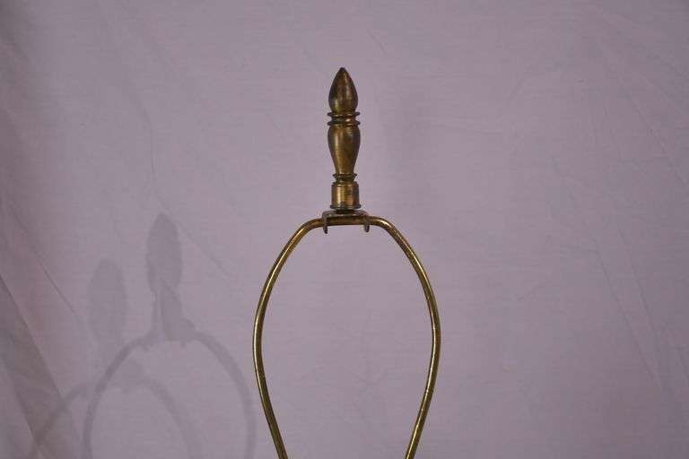 Ornate Oriental style ceramic lamp; 10271-011