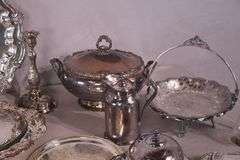 Large group of miscellaneous silverplate items; 6117-050B