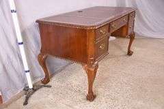Cherry Chippendale style kneehole desk with leather top; 1130-109