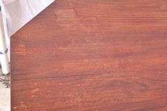 Mahogany octagonal single pedestal center table; 1130-095