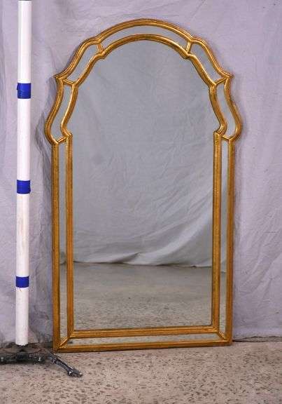 Mirror with gold frame; 68-7746