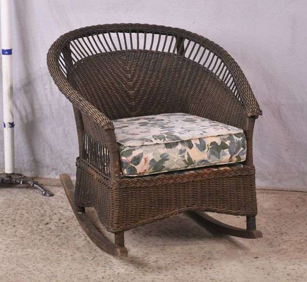 Wicker Rocking Fork Vintage wicker rocker; 17895-032 - R.H. Lee & Co. Auctioneers