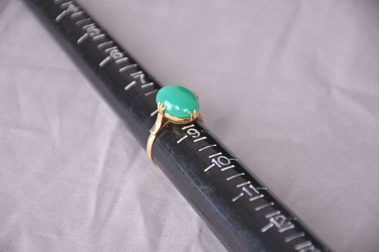 14k gold solitaire chrysoprase cocktail ring; 13227-015