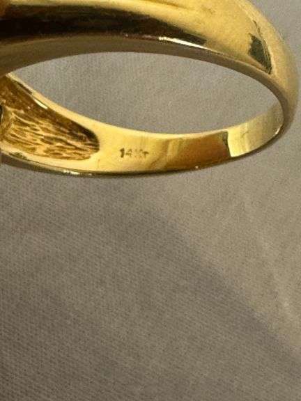 14kt gold ring with channel set emeralds and diamonds; 13227-003