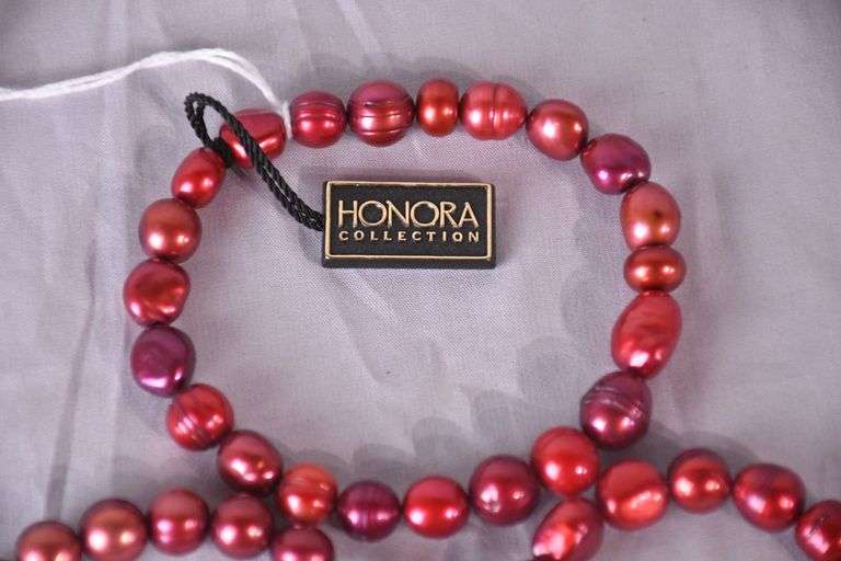 3 Honora red cultured pearl bracelets; 13227-021
